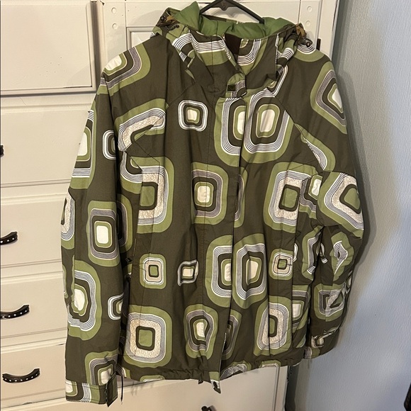 Roxy Green Patterned Ski Jacket - Picture 1 of 5
